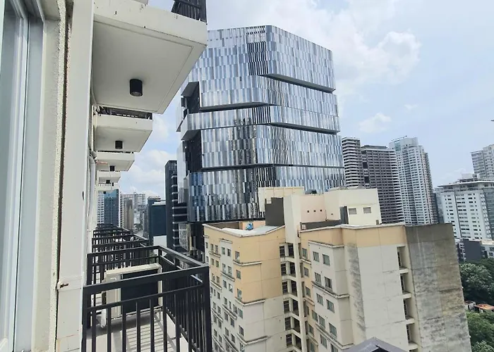 Near Ayala Mall & It Park - Sea And View With Balcony *